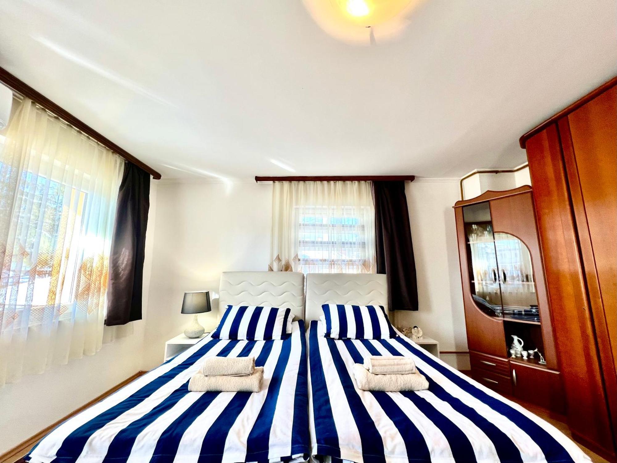 Hani Studio Apartment Сараево Екстериор снимка
