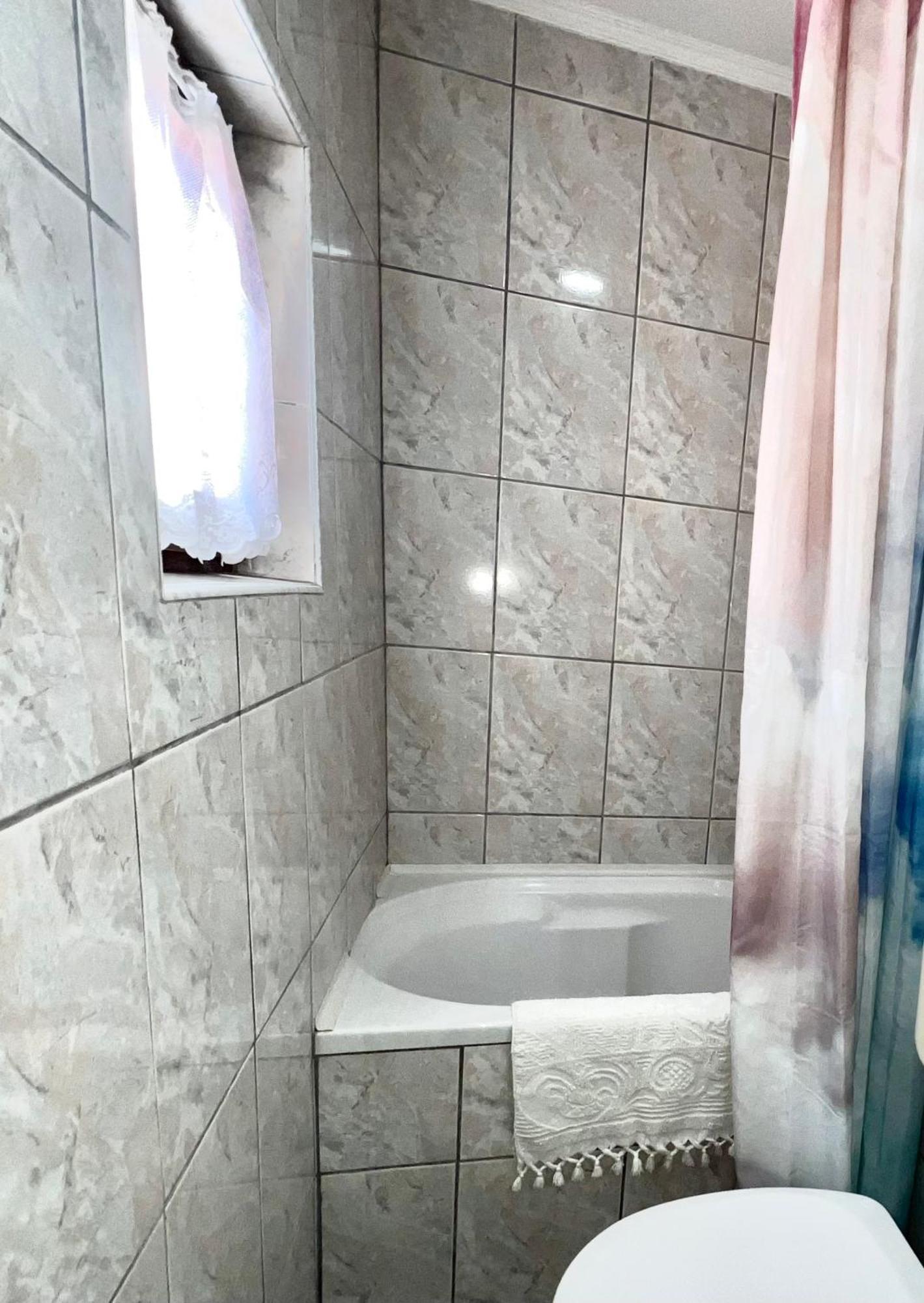 Hani Studio Apartment Сараево Екстериор снимка