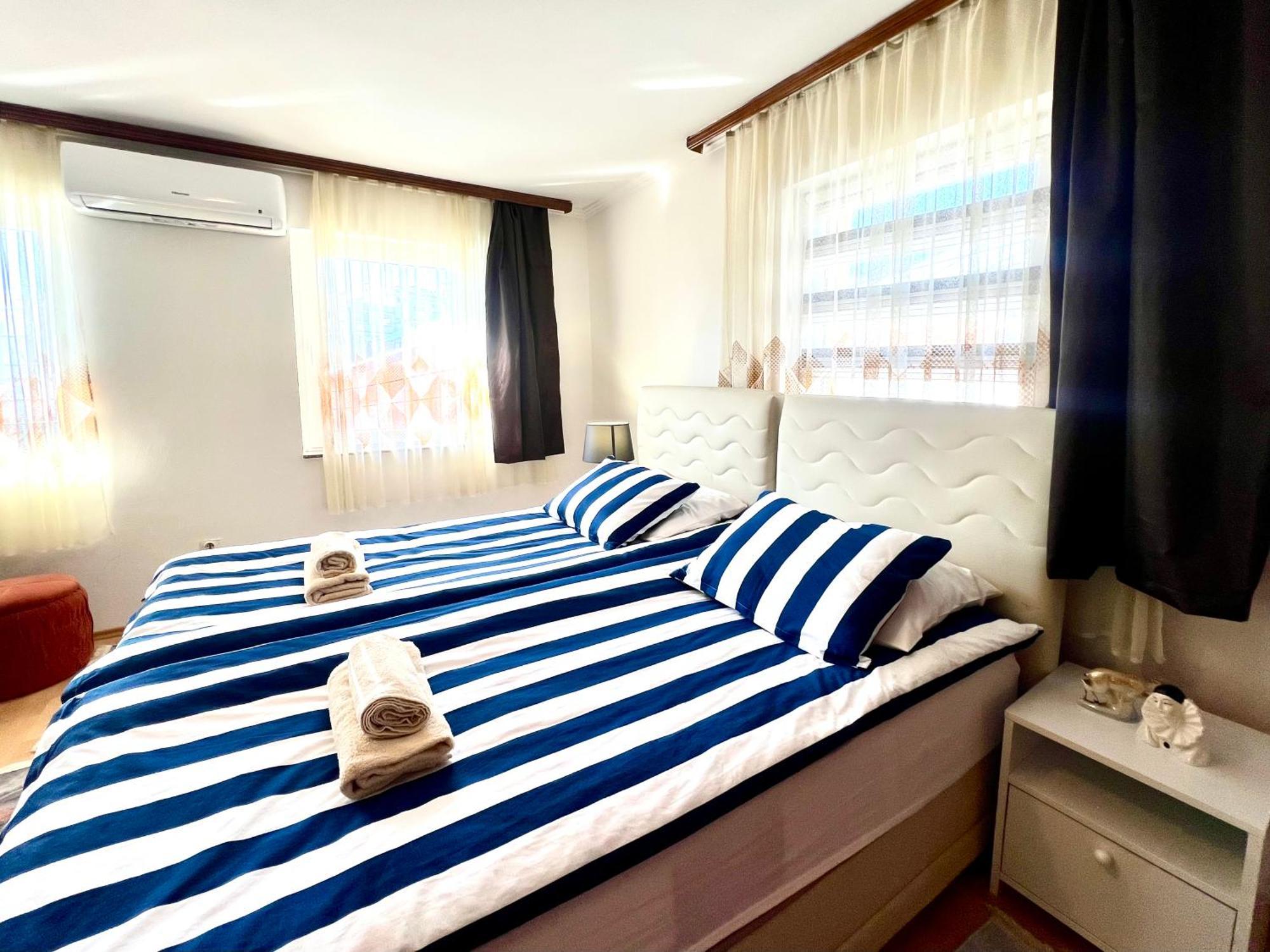 Hani Studio Apartment Сараево Екстериор снимка